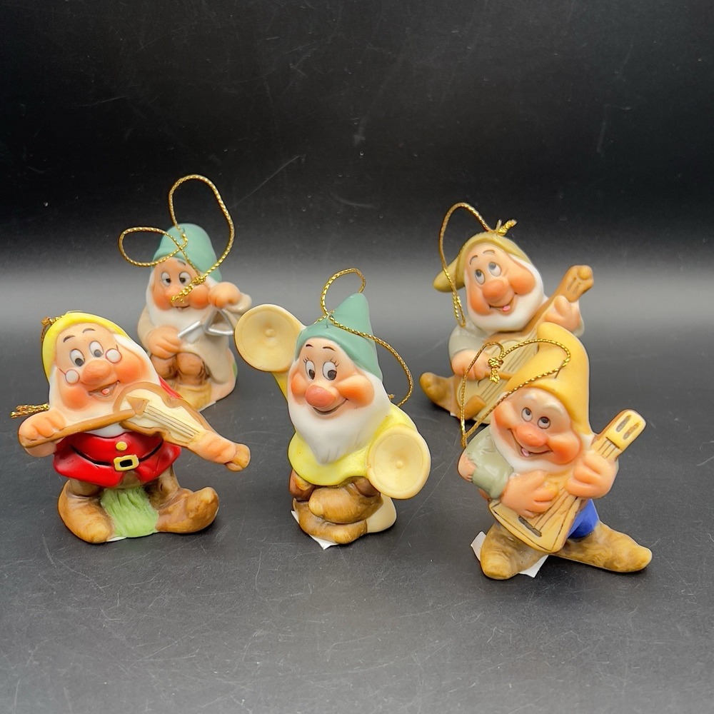 Vintage Schmid Disney Ceramic Dwarves Dwarf Figurines From Snow White Set Of 5